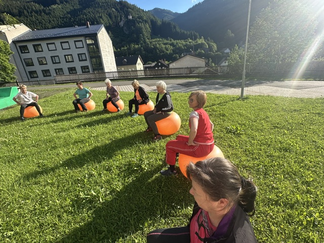 Fitness und Gesundheitsport für Damen - 2 Fitness und Gesundheitsport für Damen - 2