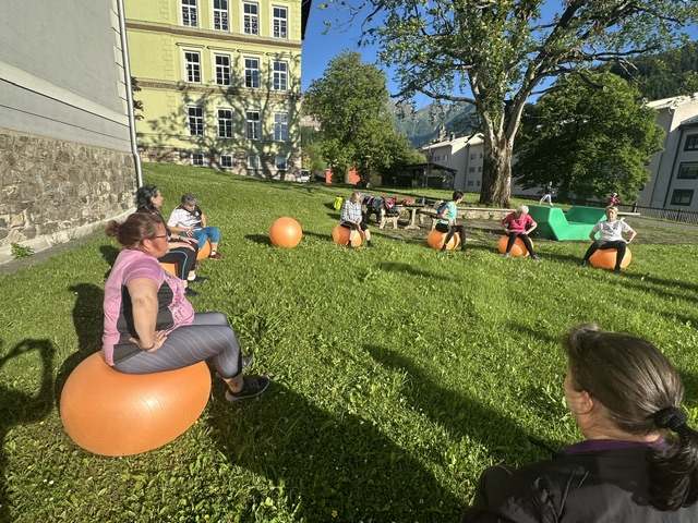 Fitness und Gesundheitsport für Damen - 1 Fitness und Gesundheitsport für Damen - 1